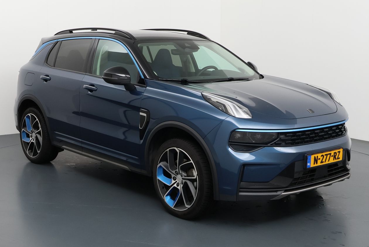 Lynk & Co 01