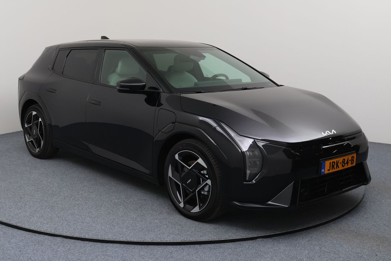 Kia EV4