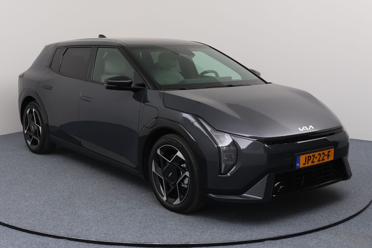 Kia EV4