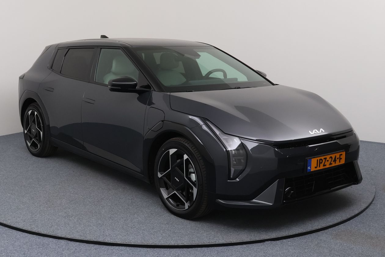 Kia EV4