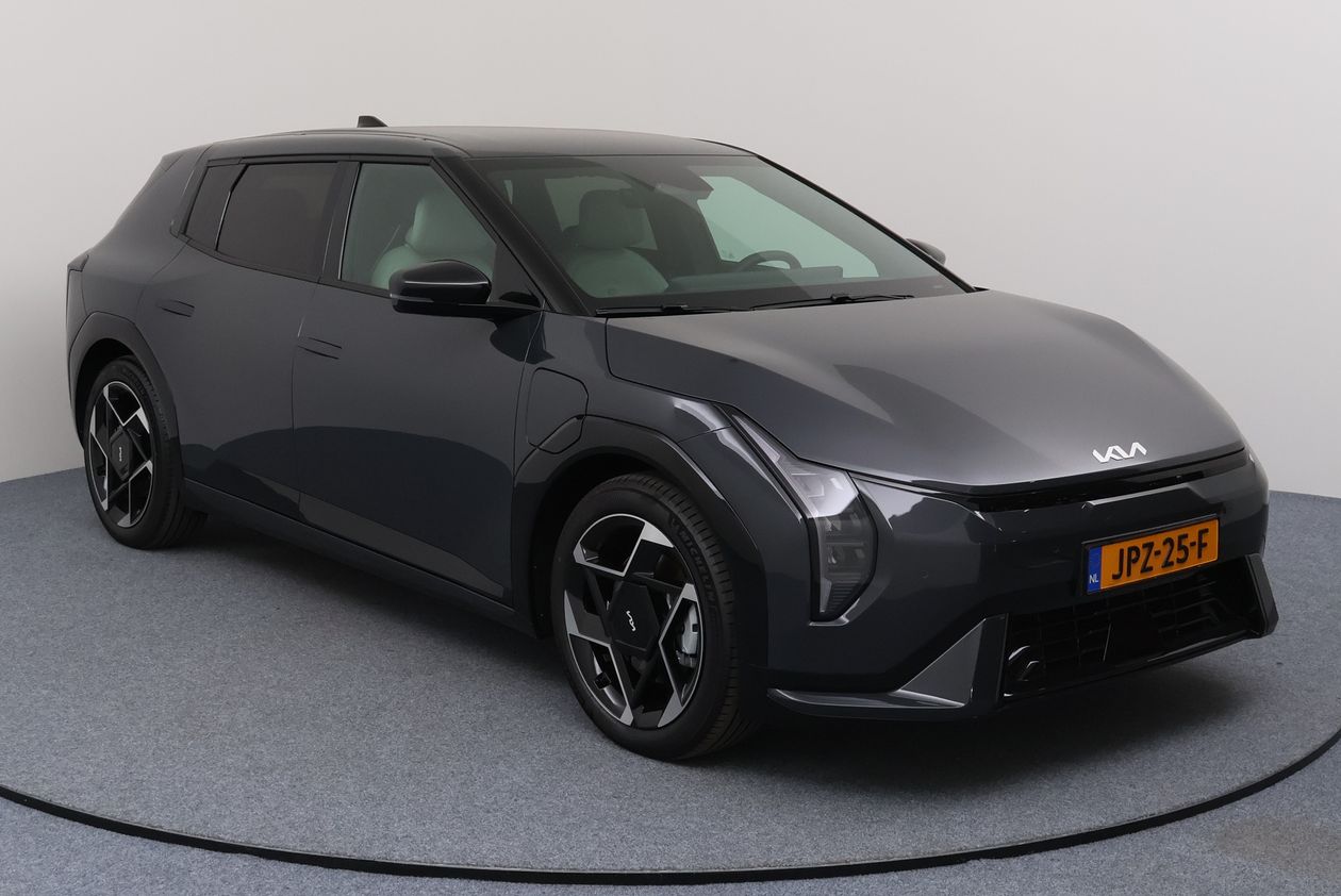 Kia EV4
