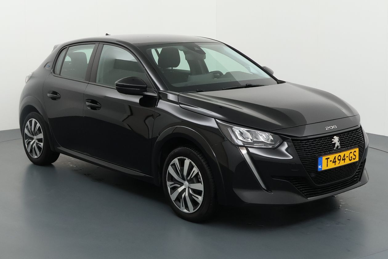 Peugeot e-208