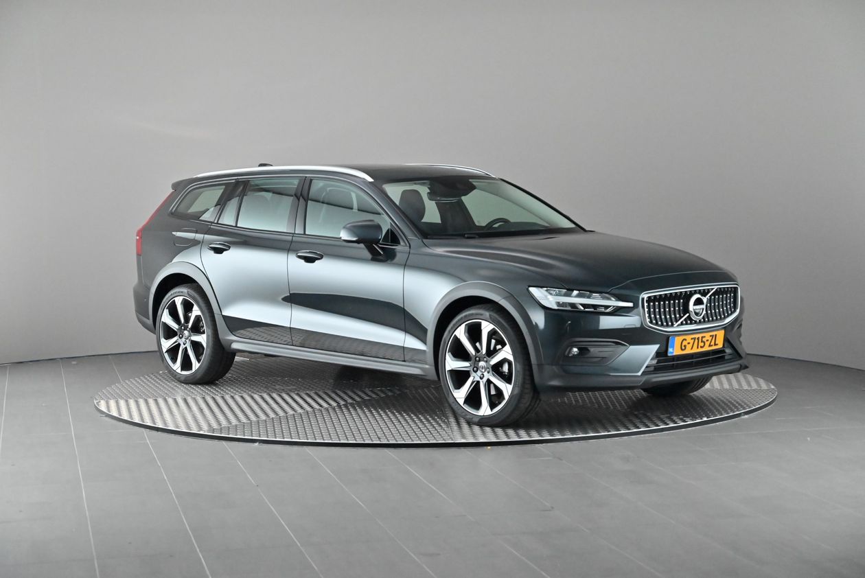 Volvo V60 Cross Country Zakelijk leasen auto's | LeasePlan